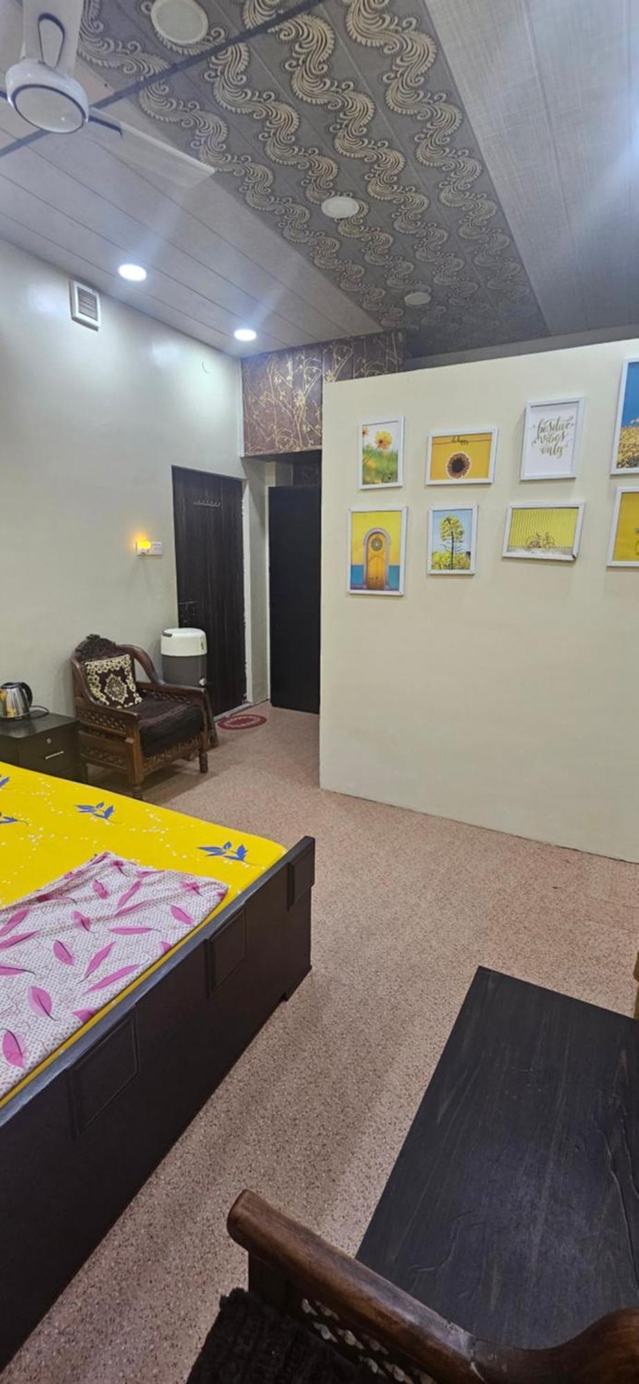 Kashi Shree Apartamento Varanasi Exterior foto